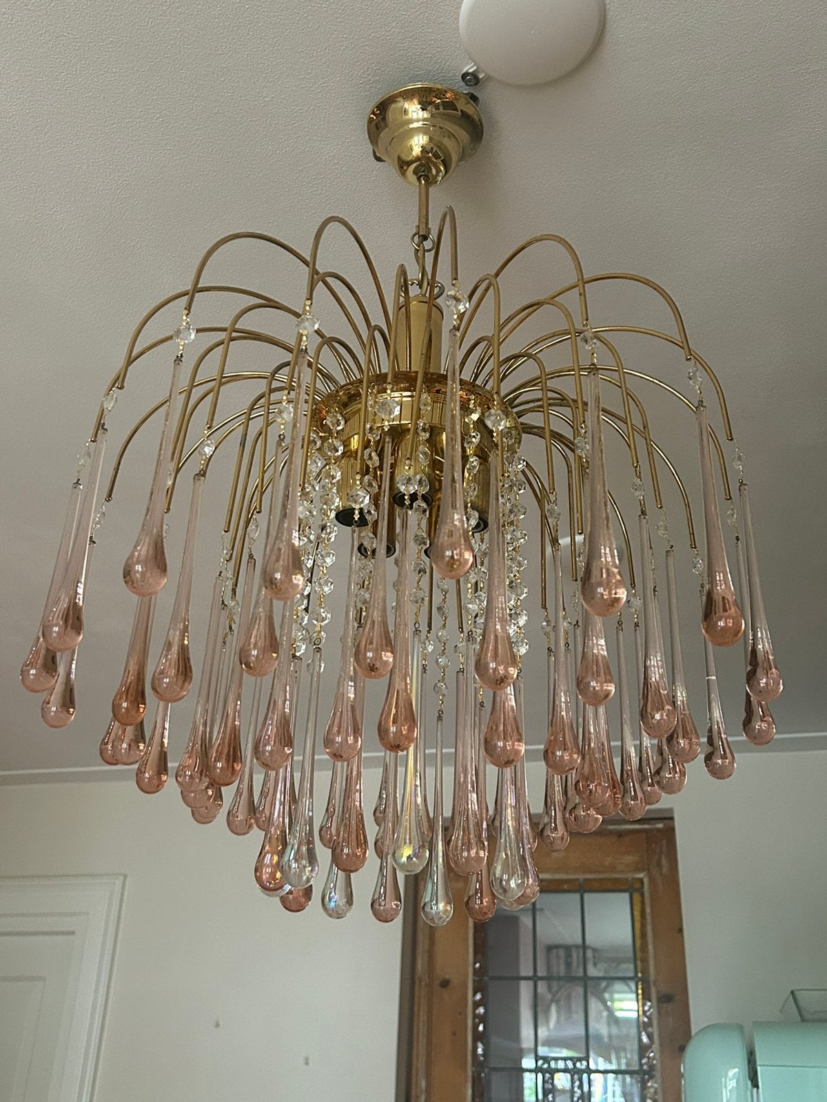Grote Vintage Teardrop Kroonluchter met roze Murano Druppels, Ophalen, Gebruikt, Glas, E14 (klein)