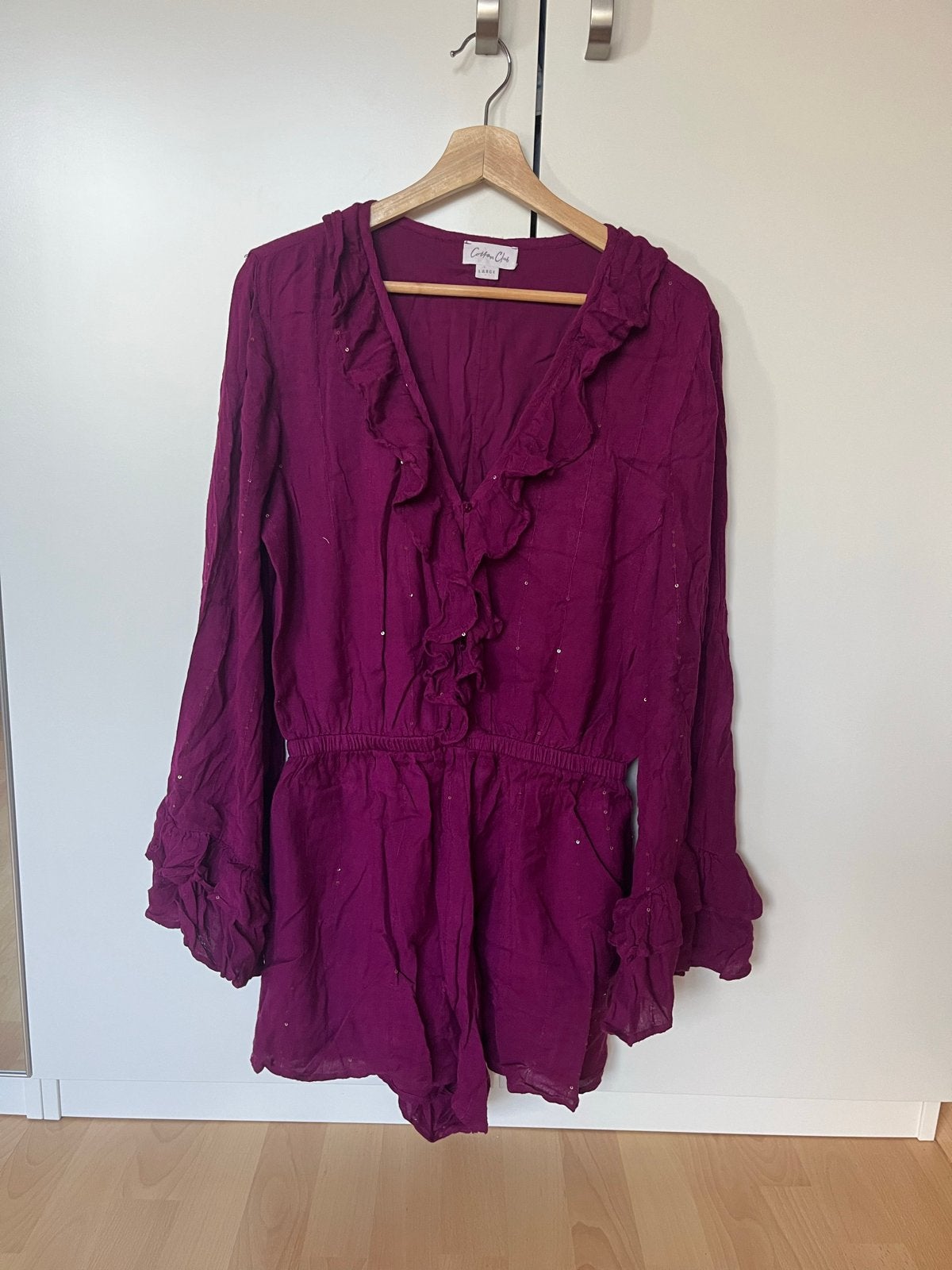 Paarse Playsuit met Ruches en Pailletten, Paars, Maat 42/44 (L), Ophalen of Verzenden, Zo goed als nieuw
