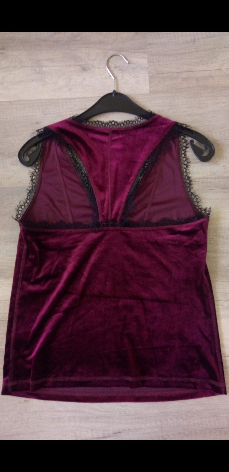 Top topje M Drole de Copine bordeauxrood velours kant, Kleding | Dames, Maat 38/40 (M), Nieuw, Ophalen of Verzenden, Zonder mouw