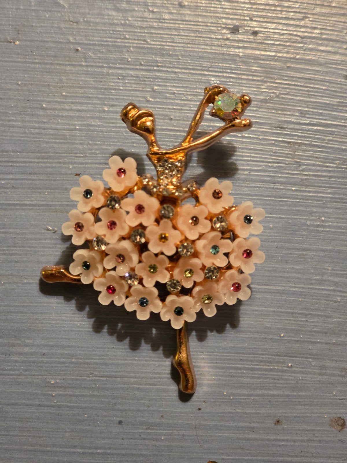 Ballerina broche, Ophalen of Verzenden, Nieuw, 4 tot 7 cm, Overige materialen