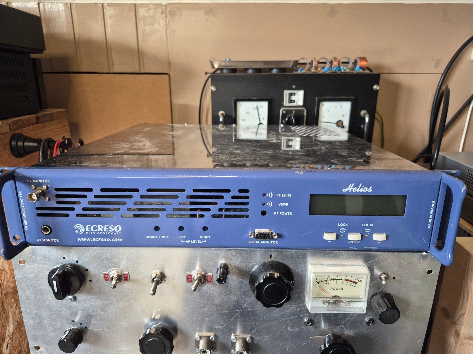 FM  fabrieks zender 100watt, Ophalen of Verzenden, Zo goed als nieuw, Zender