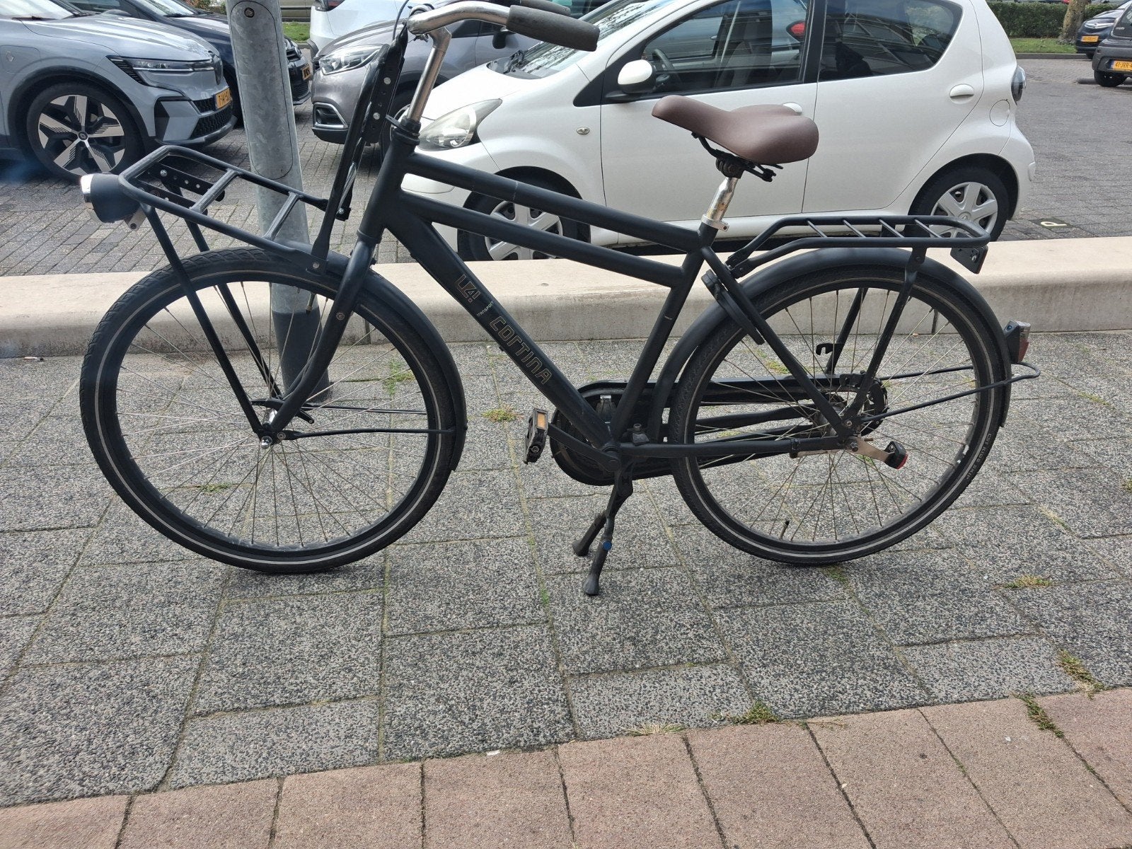 Nette Cortina fiets met voordrager, Fietsen en Brommers, Overige merken, Terugtraprem, Versnellingen, Ophalen of Verzenden