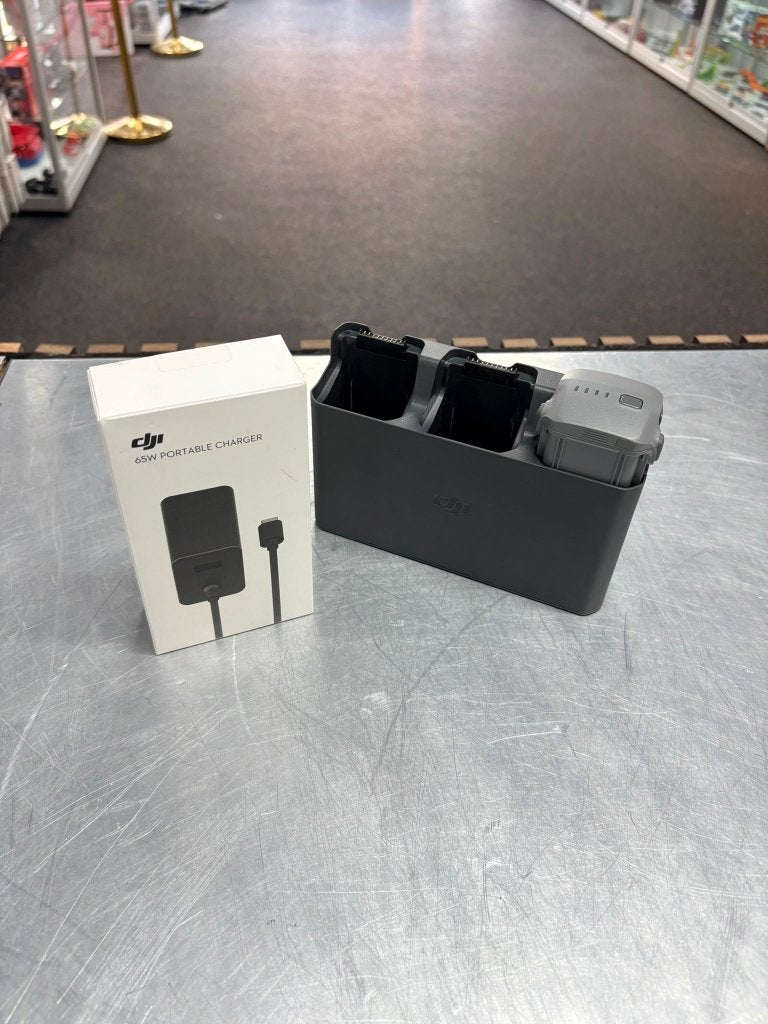 DJI Air 3 Accu + Hub + Oplader, ., Ophalen of Verzenden, Zo goed als nieuw, .