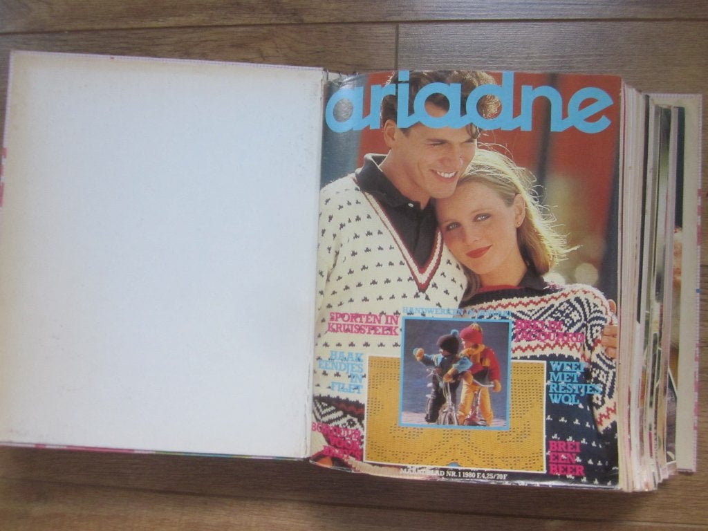 Ariadne Maandblad voor Handwerken jaargang 1980 12 bladen, Ophalen of Verzenden, Zo goed als nieuw, Breien of Haken, Patroon of Boek