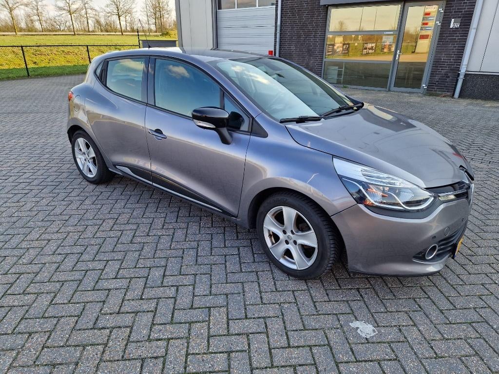 Renault Clio 1.2 - 2015 - Automaat - Grijs - 85.000 - 5 drs, Auto's, Euro 5, Stof, Zwart, 49 €/maand