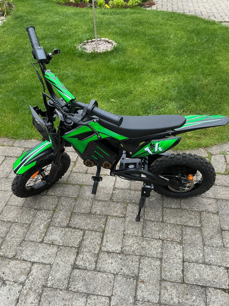 Elektrische crossmotor kind 500W 27 km/u zgan + bluetooth, Ophalen, Zo goed als nieuw, Overige merken