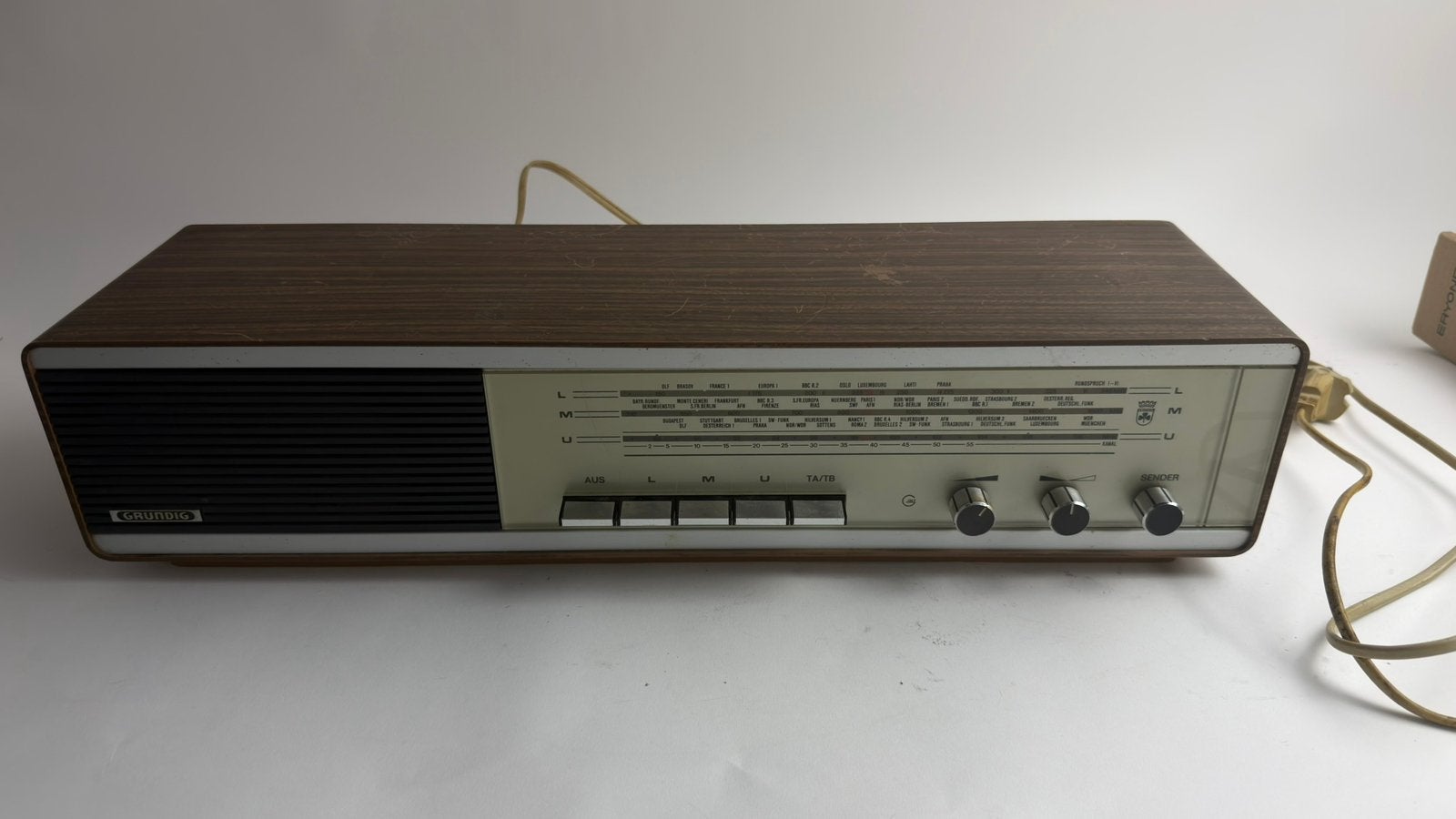 Grundig Vintage Radio - Klassieke Ontvanger, Ophalen, Gebruikt, Radio