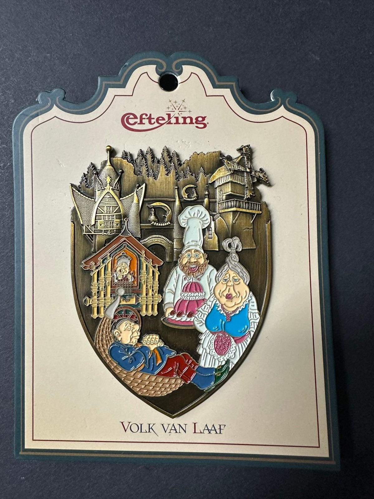 Efteling pin volk van Laaf, Ophalen of Verzenden, Zo goed als nieuw, Button of Speldje