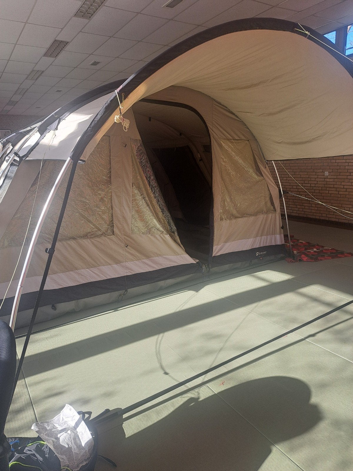 Outwell Bear Lake 6 tunneltent - Ruime gezinstent, Caravans en Kamperen, Tenten, Ophalen, Gebruikt