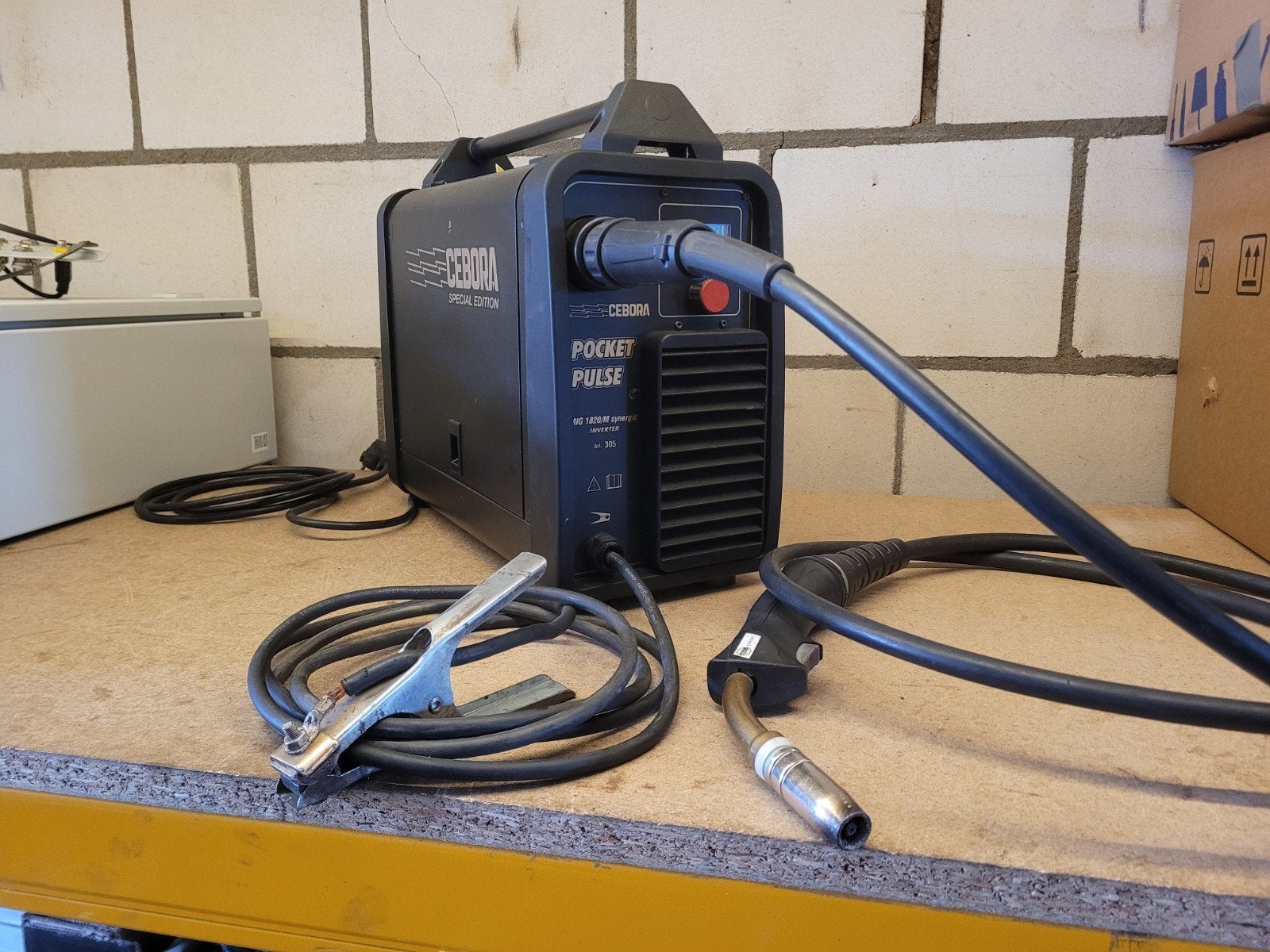 Cebora Pocket Pulse MIG 1820/M Lasapparaat, Doe-het-zelf en Verbouw, Gereedschap | Lasapparaten, Ophalen, Zo goed als nieuw, 150 tot 250 ampère