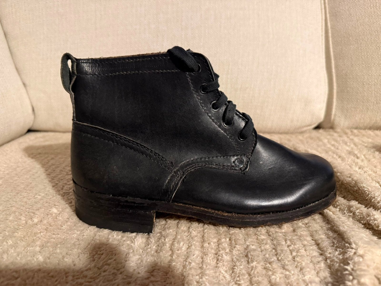 WO2 Duitse Schnürschuhe - Nummergelijk, Verzamelen, Militaria | Tweede Wereldoorlog, Ophalen of Verzenden, Landmacht, Duitsland