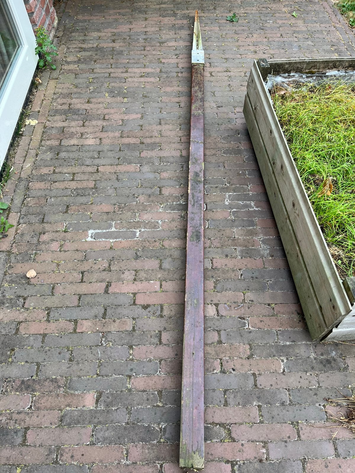 Gebruikte schuttingpaal met voet - 2 meter, Ophalen, Gebruikt, Minder dan 3 meter, 2 meter of meer