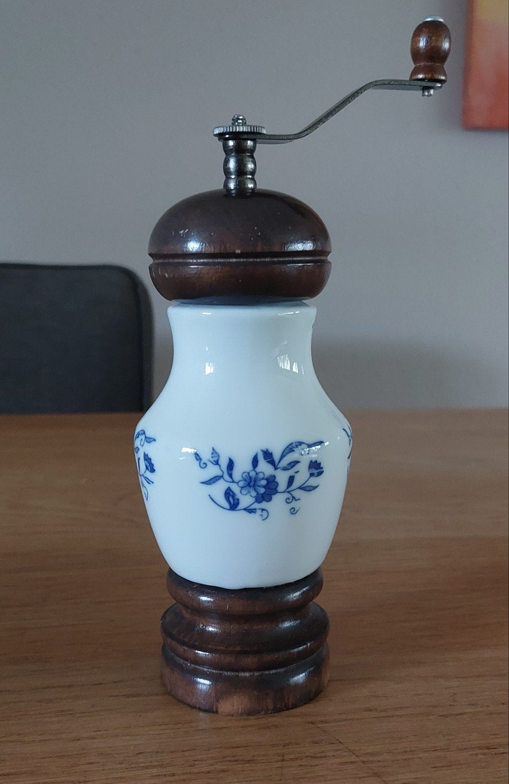 Vintage Pepermolen met Blauw decor, Ophalen, Overige typen, Hout, Zo goed als nieuw