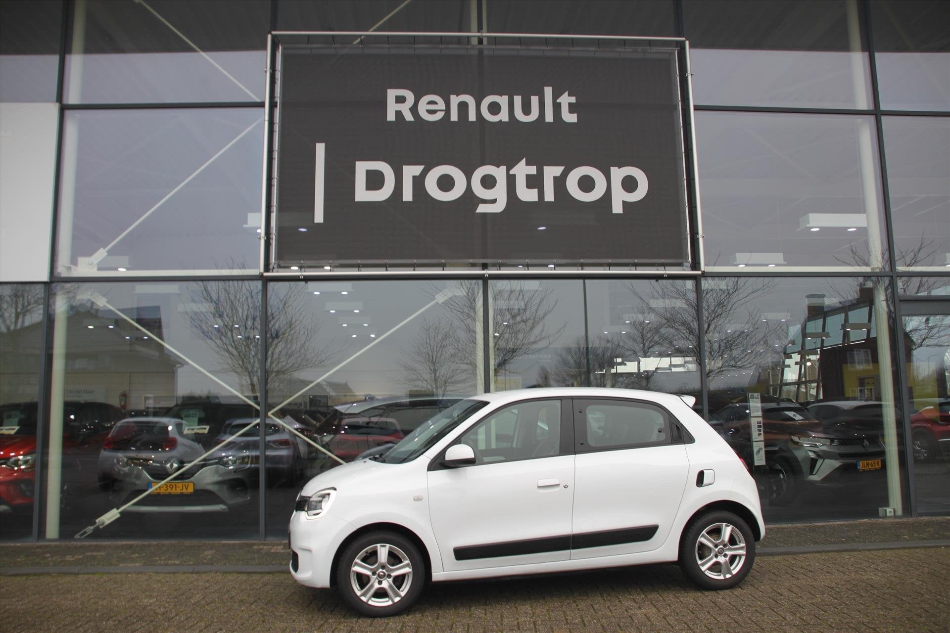 RENAULT Twingo 65PK-COLLECTION- 43DKM-AIRCO-CRUISE-BLUETOOTH, Gebruikt, 4 stoelen, Wit, USB