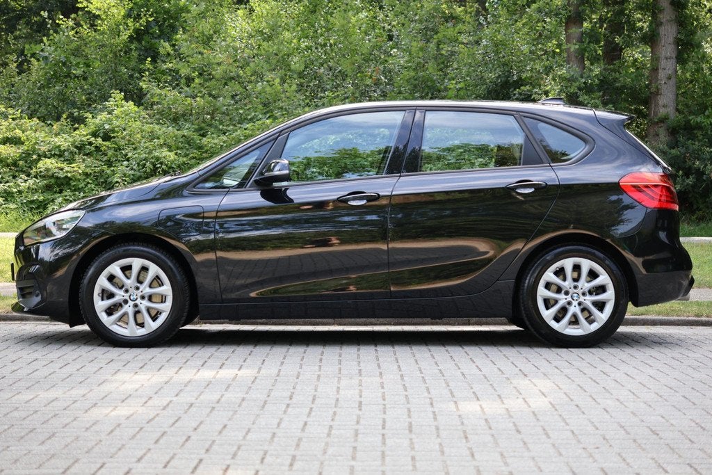 BMW 2-serie Active Tourer 225xe iPerformance Led l Head up l, Auto's, BMW, 8 kWh, Stof, Gebruikt, Euro 6