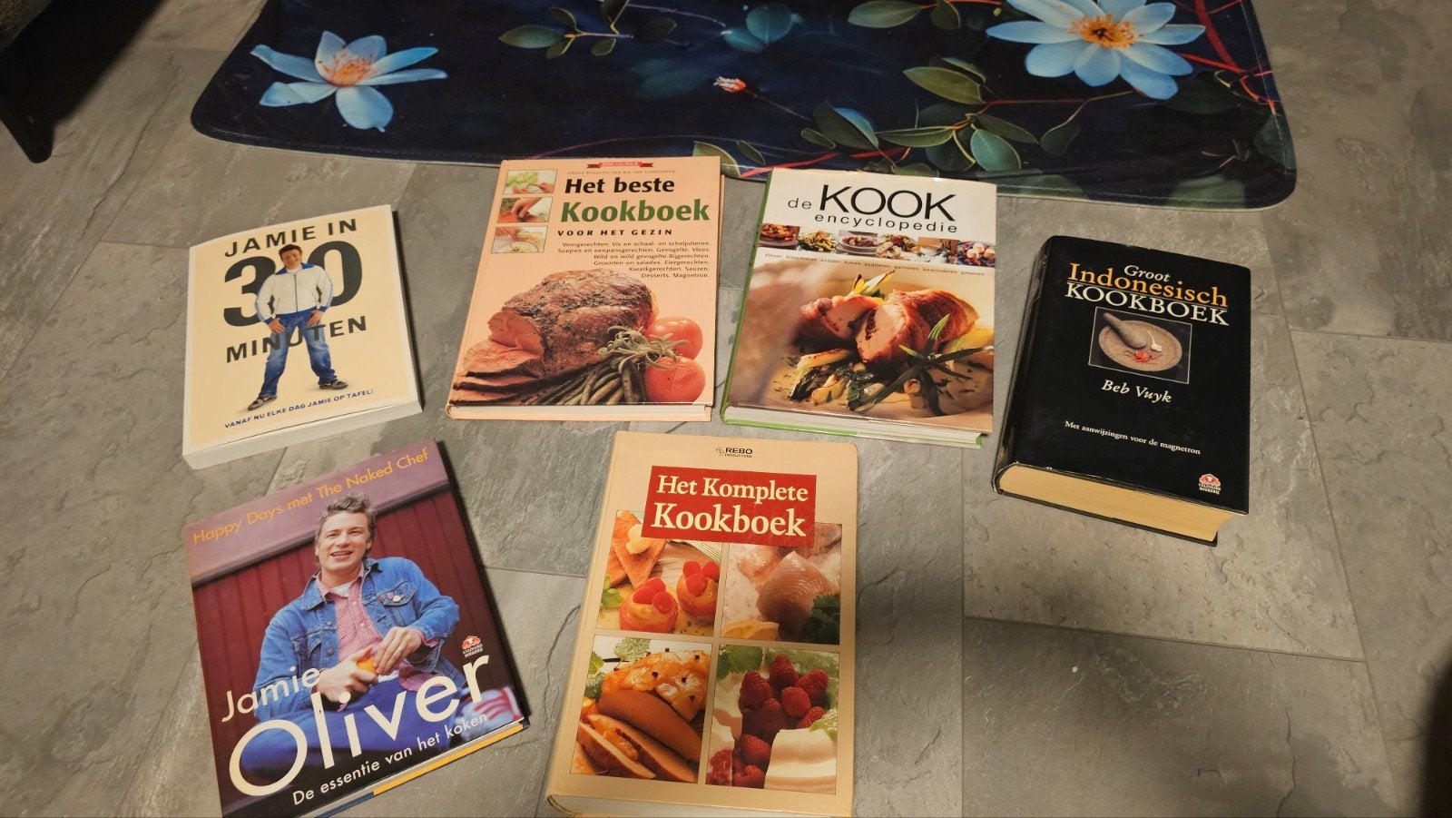 Diverse Kookboeken, Hoofdgerechten, Jamie Oliver, Beb Vuyk, Ophalen of Verzenden, Zo goed als nieuw