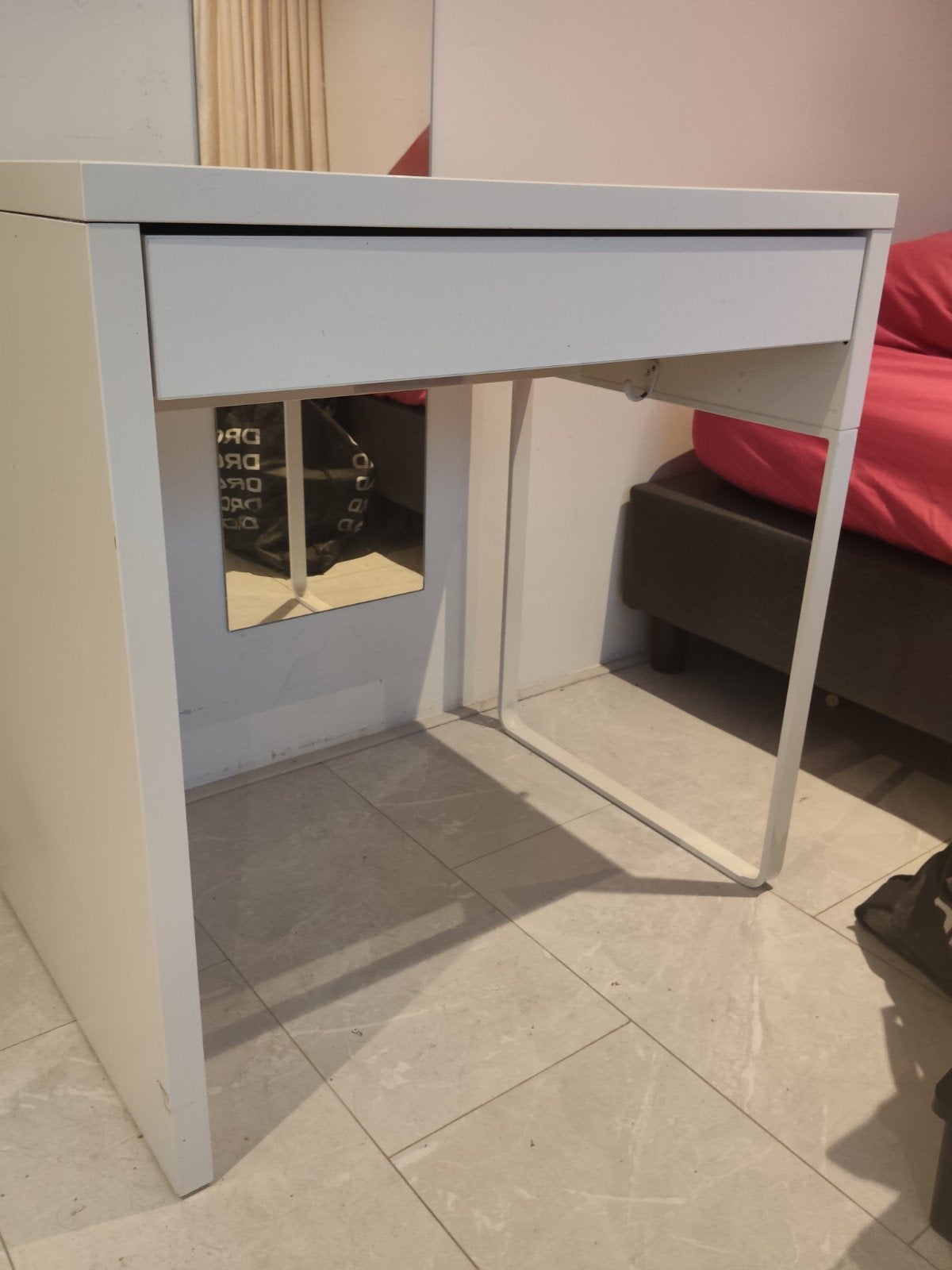 Ikea micke desk bureau white, Ophalen, Gebruikt