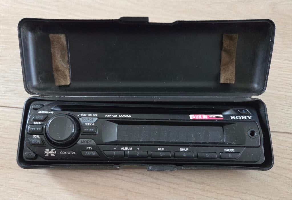 Sony Xplod CDX-GT24 Autoradio met MP3/WMA en AUX In, Ophalen of Verzenden, Gebruikt