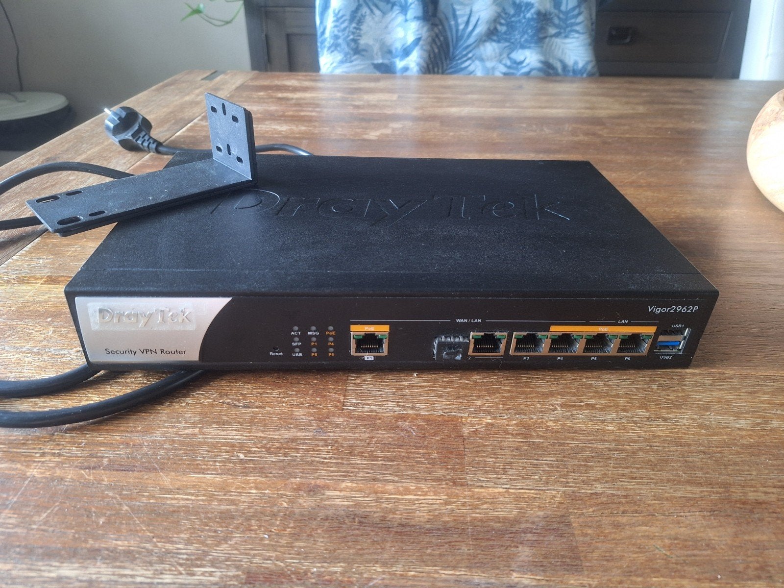 Vigor 2962p router de poe uitvoering, Ophalen of Verzenden, Zo goed als nieuw, Router, DrayTek Vigor