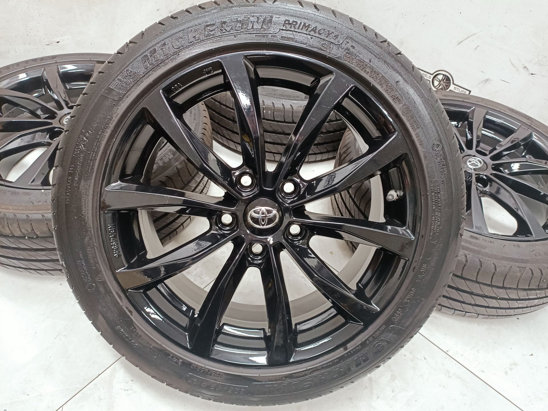 Toyota Yaris Corolla lichtmetaal velgen 17"inch TPMS 5x114.3, Auto-onderdelen, Gebruikt, -, -, Banden en Velgen