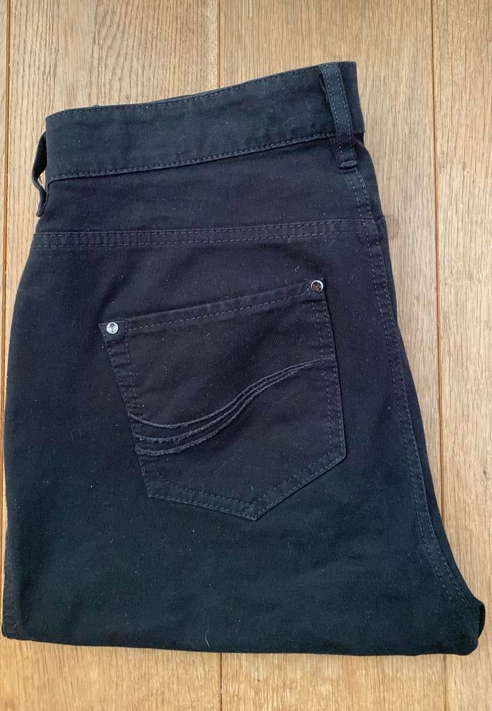 Keurige zwarte broek Rosner Audrey 40 /32, Maat 38/40 (M), Verzenden, Zwart, Zo goed als nieuw