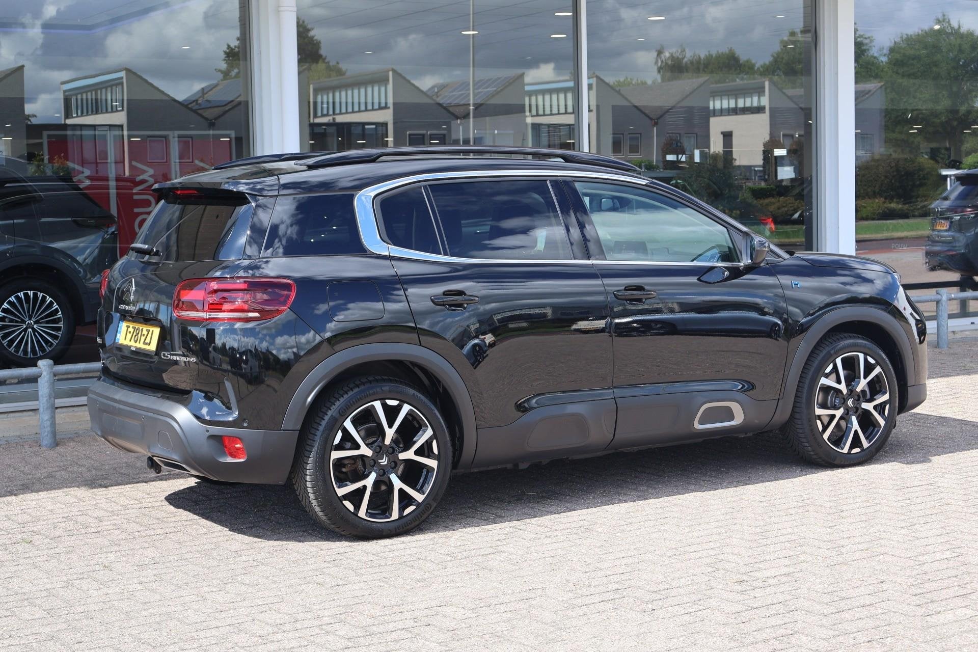 Citroen C5 Aircross 1.6 Plug-in Hybrid 180pk Business Plus |, Auto's, Citroën, 12 maanden, Gebruikt, 4 cilinders, Zwart