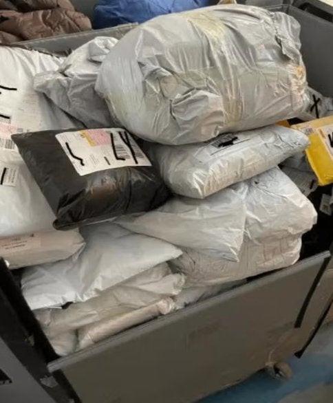 2 groothandel kleding partij handel merk retour pallets, Ophalen, Nieuw