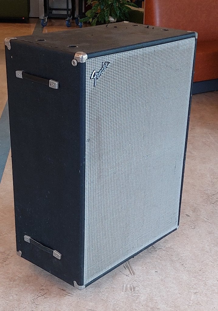 FENDER BASSMAN 100 4 X 12" PYRAMID SPEAKER CABINET, Ophalen, Gebruikt, 100 watt of meer