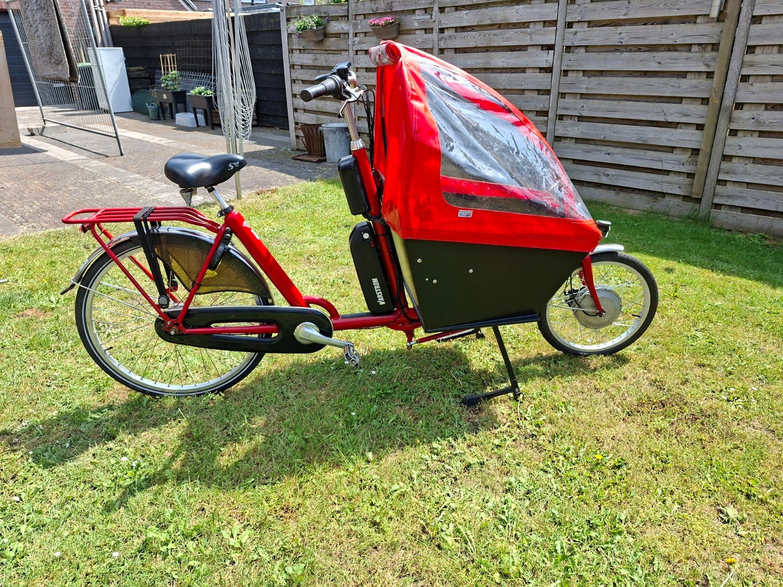 Bakfiets Electrisch 2 wiel 7 versnellingen, Fietsen en Brommers, Ophalen, Gebruikt, 2 kinderen, Elektrisch