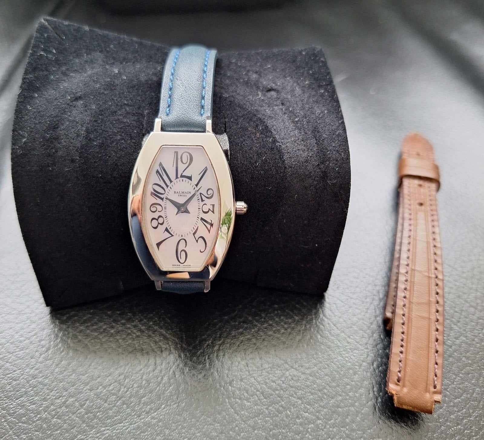 Balmain stalen dames horloge met parelmoeren wijzerplaat., Ophalen of Verzenden, Nieuw, Staal, Overige merken