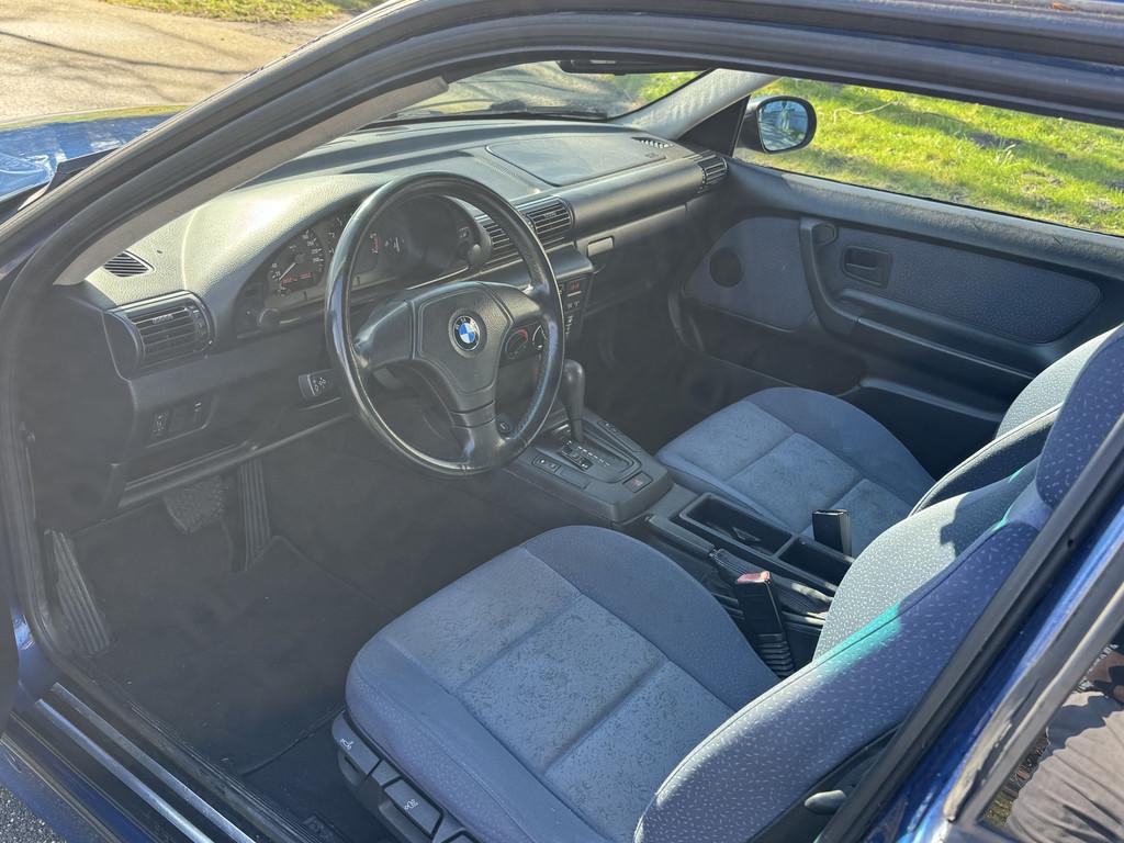 BMW 3 Serie 316i 1.9 AUT E36 COMPACT 9.000 KM P/JR !, Auto's, Oldtimers, Automaat, Achterwielaandrijving, Metallic lak, Blauw