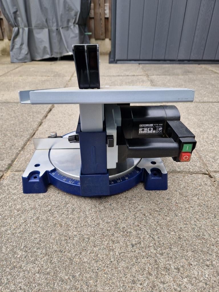 Top Craft verstek-/afkortzaag, Ophalen, Topcraft/FERM, 600 tot 1200 watt, Zo goed als nieuw