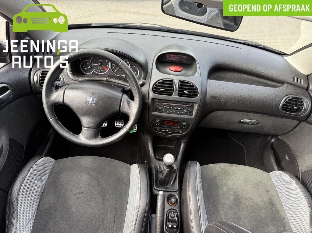 Peugeot 206 CC 1.6-16V RC-Line |Airco|Stoelverwarming, Voorwielaandrijving, Stof, Gebruikt, Zwart