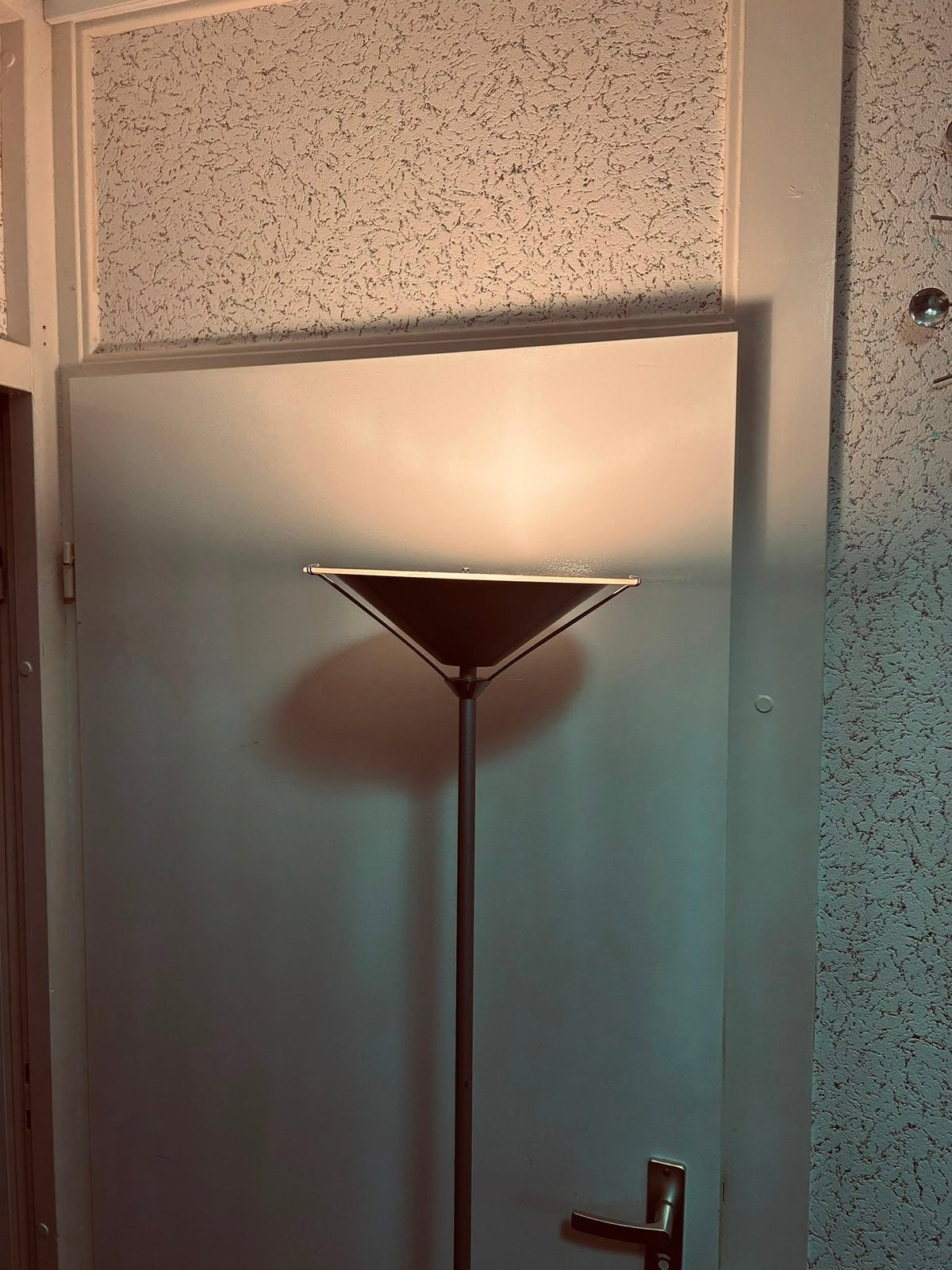 Goedewerkende vloerlamp, Ophalen, Gebruikt