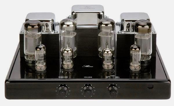 Nieuwstaat Italiaanse SYNTHESIS SHINE  muzikaal nieuwstaat, Ophalen, Versterker