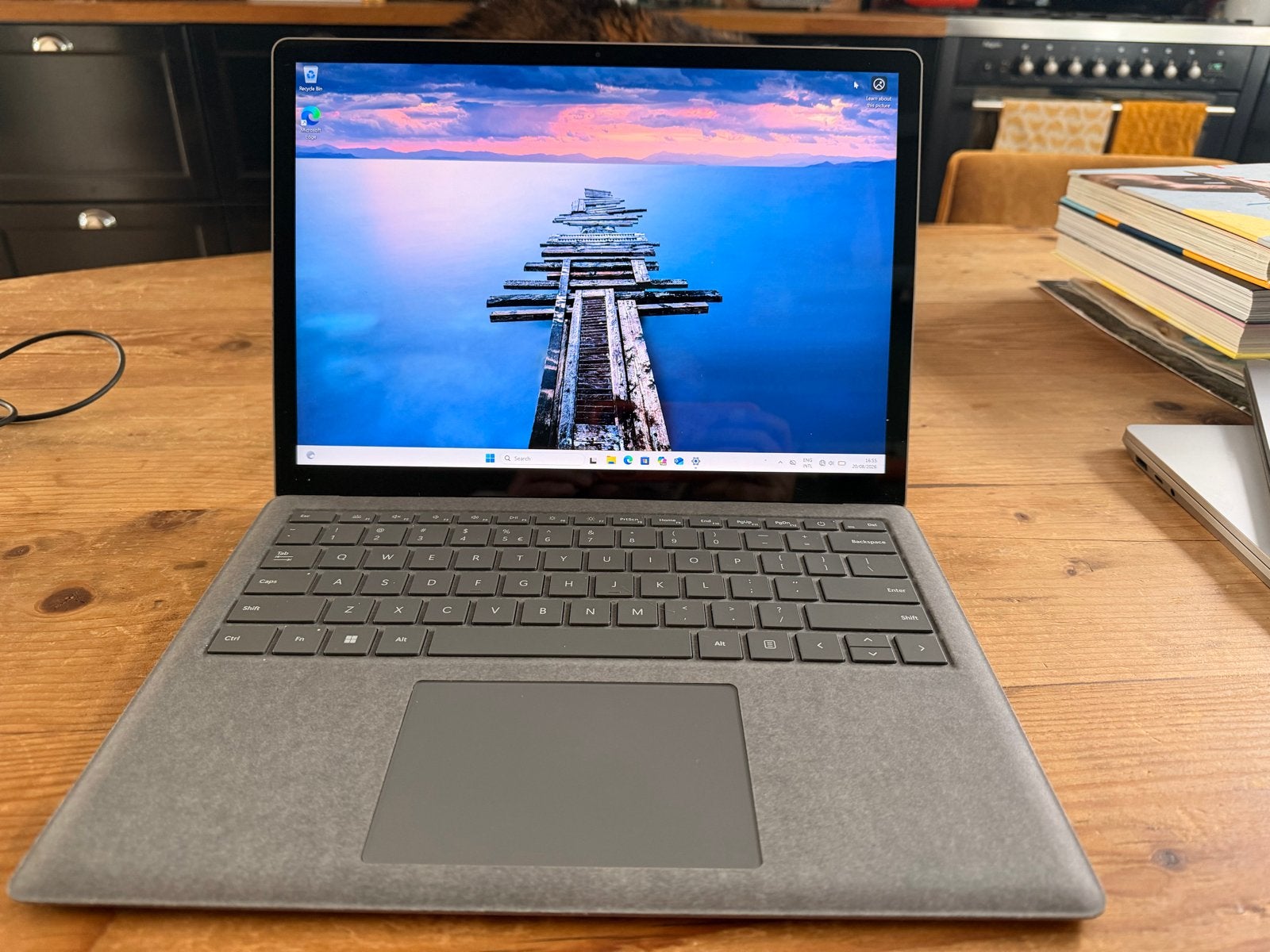 Microsoft Surface 5 i5 12e gen 8GB RAM 238GB SSD Win 11 Pro, Ophalen of Verzenden, Zo goed als nieuw, 8 GB, SSD