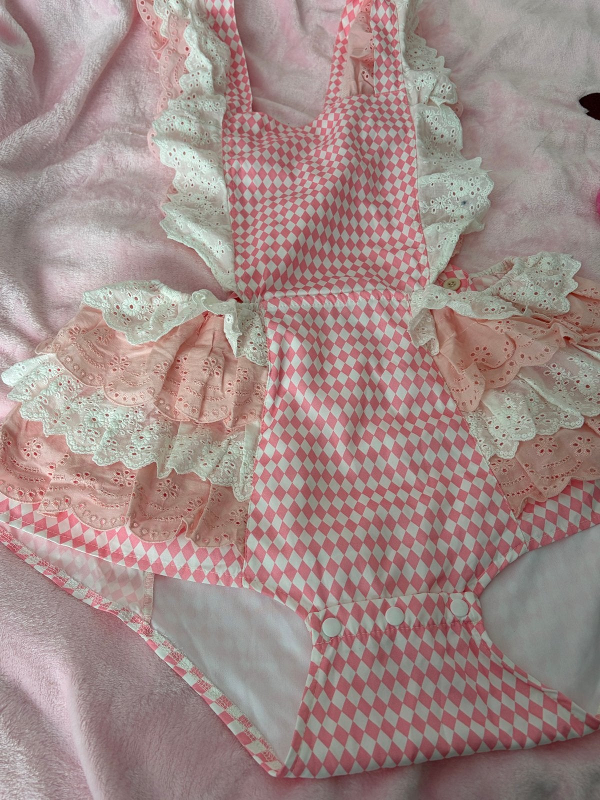 Cutieplusu Overalls Maat L - Roze geruit met ruches, Verzenden, Zo goed als nieuw