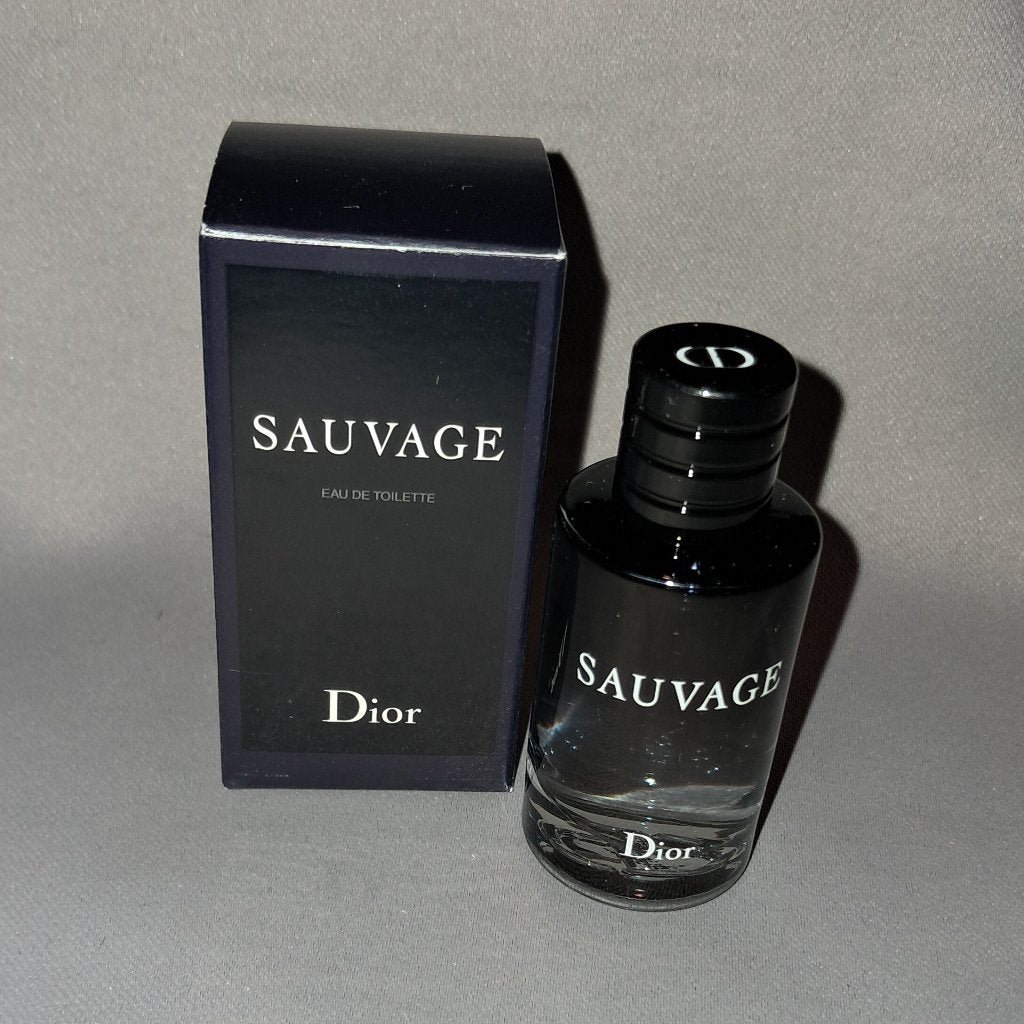 Luxe parfum mini -  Christian Dior Sauvage + doosje, Verzamelen, Parfumverzamelingen, Ophalen of Verzenden, Zo goed als nieuw