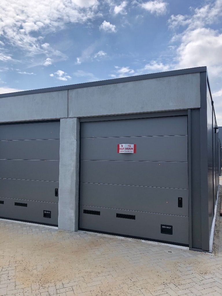 Multifunctionele garagebox, opslag-/bedrijfsunit te huur, Zuid-Holland