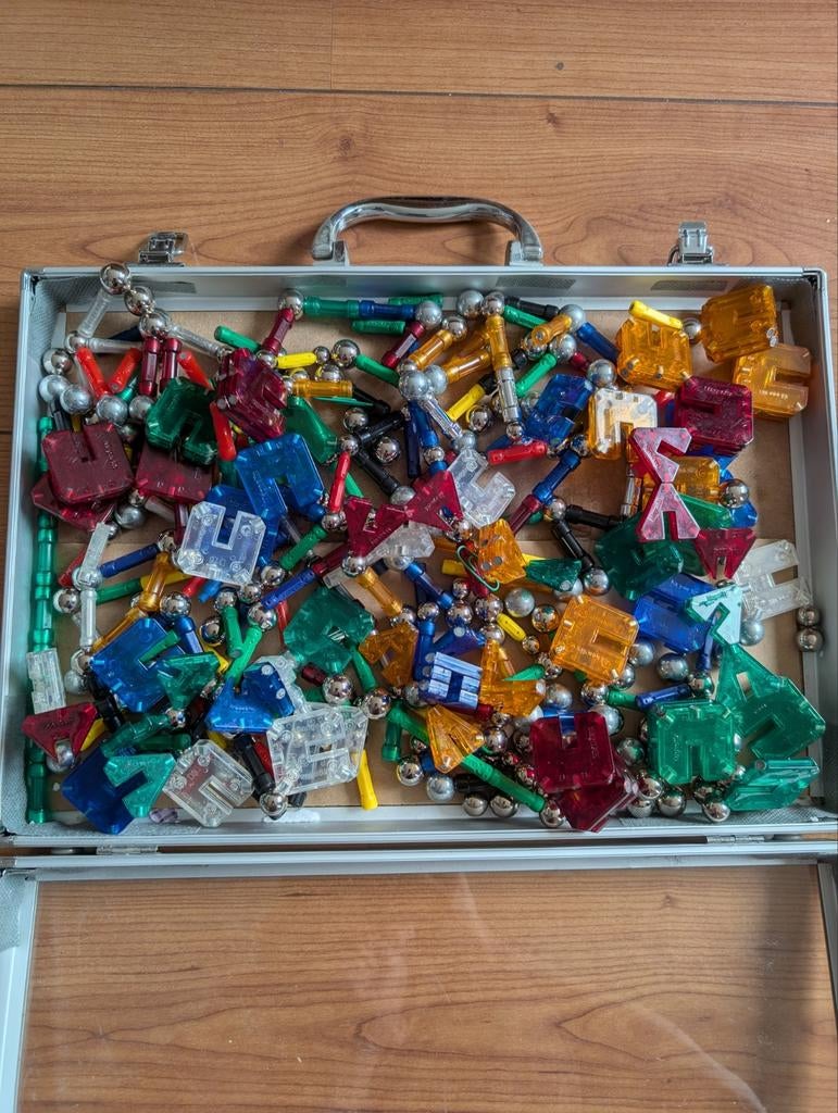 Magnetix grote set magnetisch speelgoed Veel onderdelen, Ophalen, Gebruikt