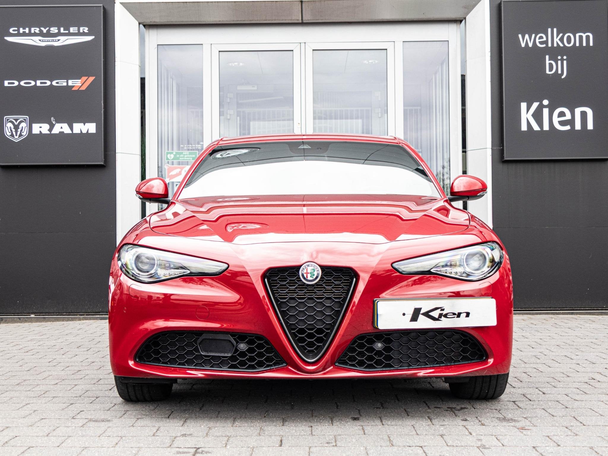 Alfa Romeo Giulia 2.0T Sprint | Veloce Interieur | Schakelfl, Auto's, Alfa Romeo, Automaat, 745 kg, Achterwielaandrijving, Euro 6