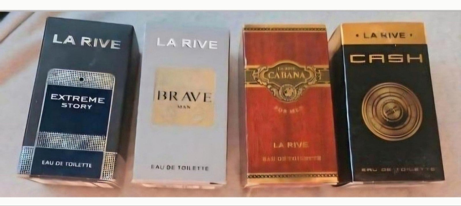 4 soorten La Rive - eau de toilette - 30
milliliter, Ophalen of Verzenden, Nieuw, Miniatuur, Gevuld
