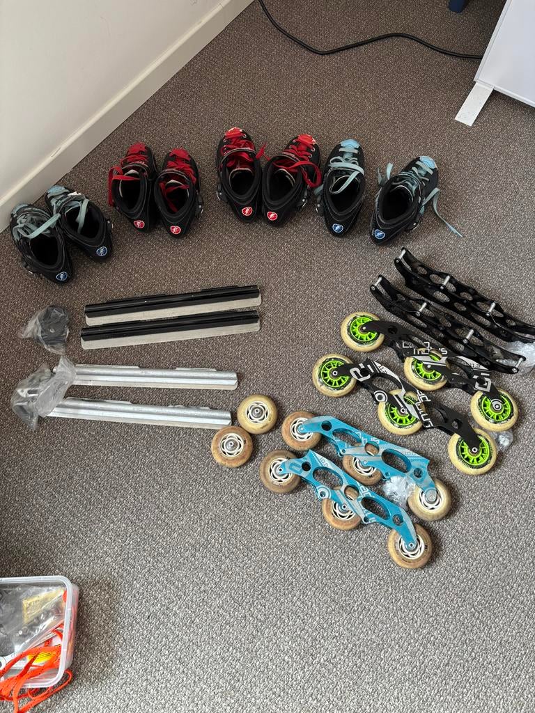 Cadomotus schoenen met bijpassende skeelerframes en ijzers, Ophalen of Verzenden, Gebruikt, Overige typen, Overige merken