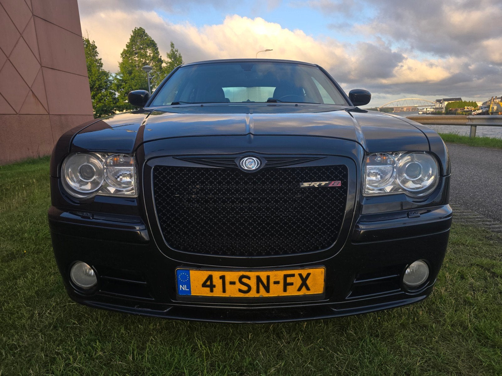 Chrysler 300C 6.1 I V8 Srt8 AUT 2006 inruil mogelijk, Auto's, Chrysler, Automaat, 431 pk, 8 cilinders, 120 €/maand