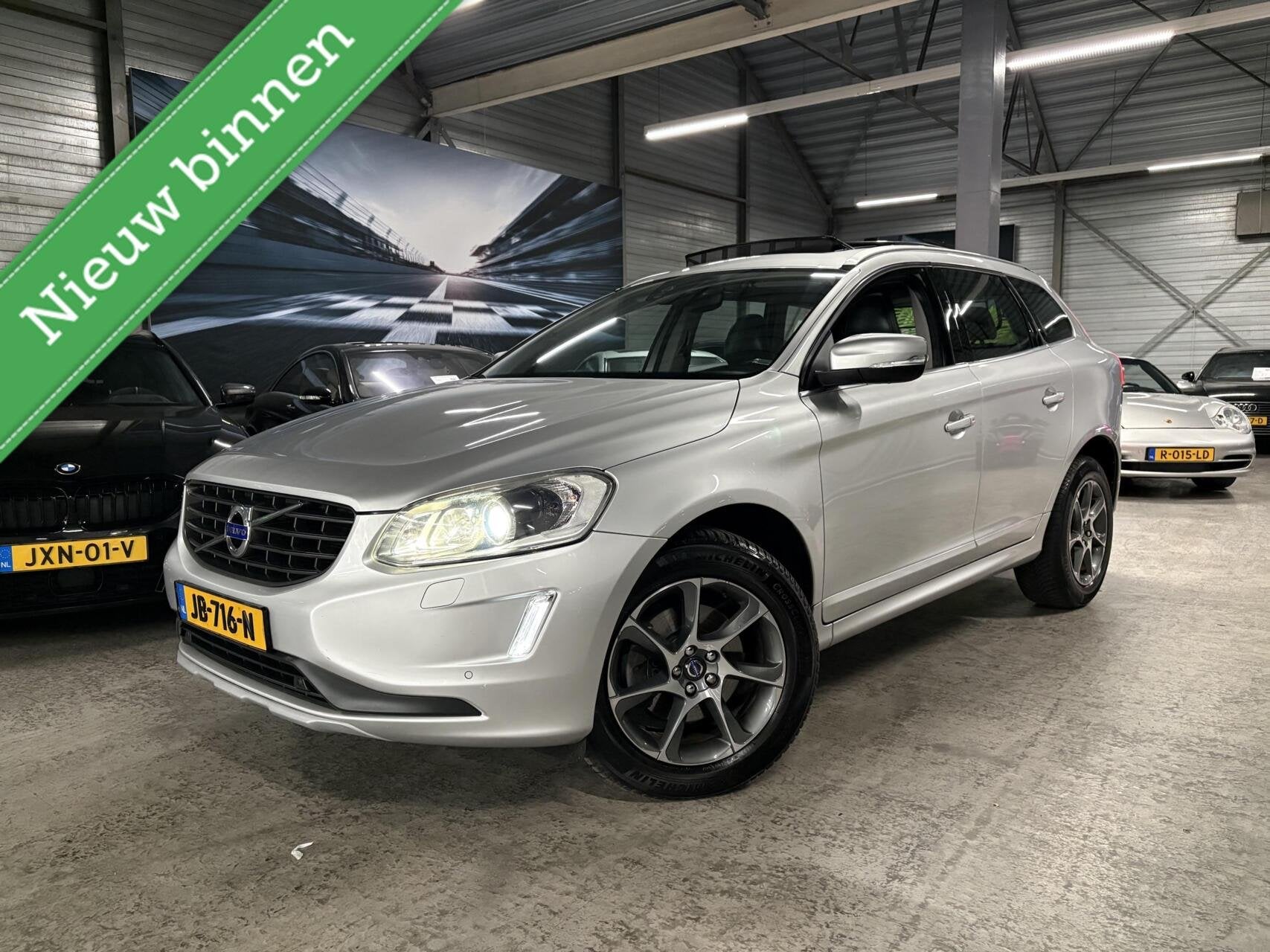 Volvo XC60 2.0 T5 Ocean Race 245PK|Trekhaak|Leder|Pano|Cruis, Auto's, Volvo, 15 km/l, Gebruikt, 4 cilinders, 1969 cc