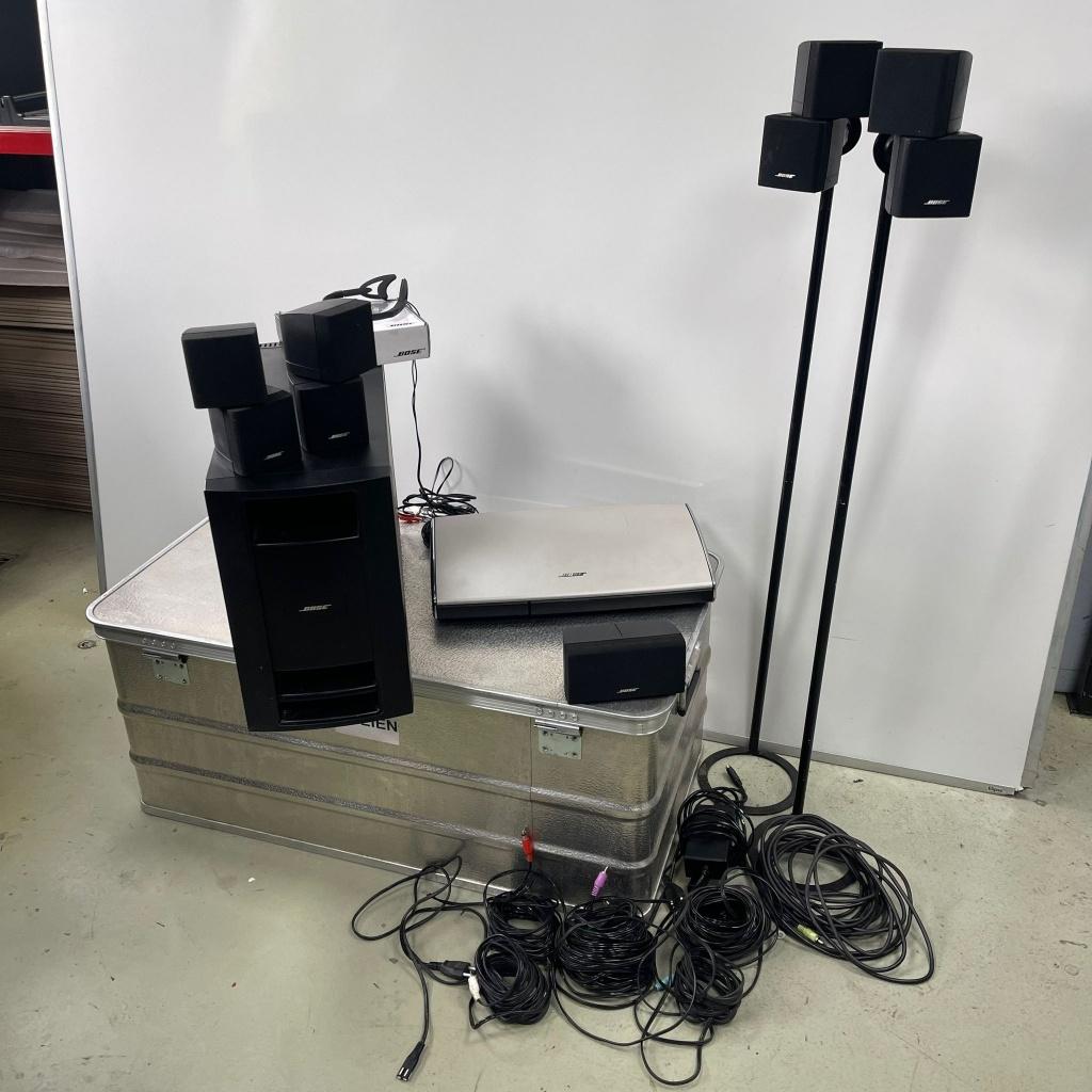 Complete Bose Lifestyle 5.1 Home Cinema Set + standaards, Gebruikt, 70 watt of meer, 5.1-systeem, Overige spelers