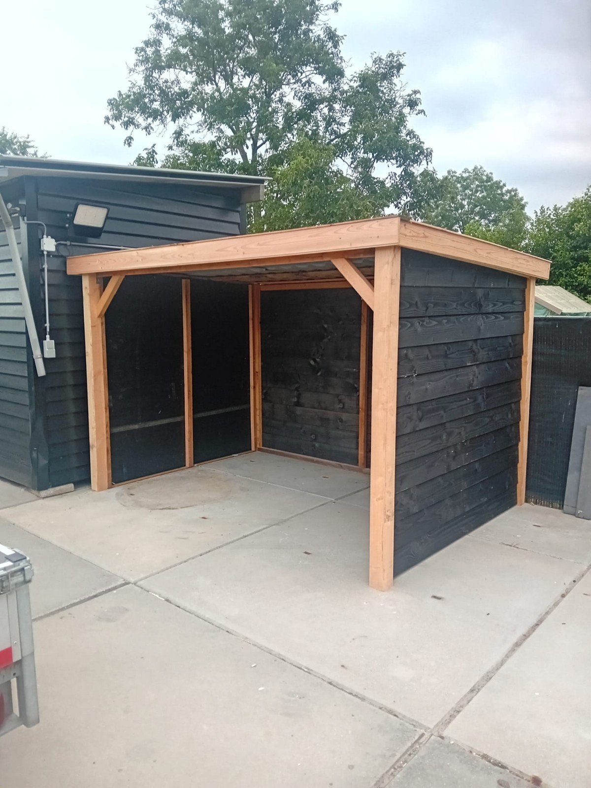 Schuilstal douglas maat 2 × 3 m – 1,80 m hoog, Dieren en Toebehoren, Stalling en Weidegang, Stalling, 2 of 3 paarden of pony's