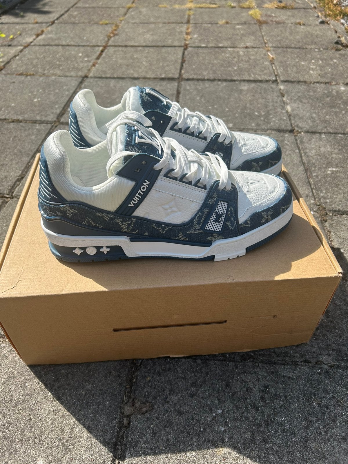 Louis vuitton trainers, Ophalen of Verzenden, Zo goed als nieuw, Zwart