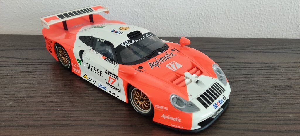 Porsche 911 GT1, Ophalen, Zo goed als nieuw, Motor, UT Models