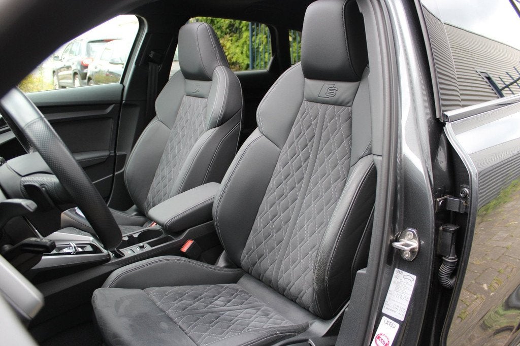 Audi A3 Sportback 35 TFSI 3x S-Line | Panoramadak | RS Zetel, 1498 cc, 4 cilinders, 150 pk, Origineel Nederlands